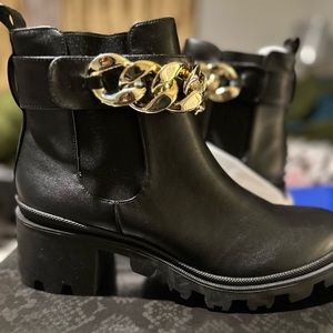 Black ankle boots with gold chain, size 11, new